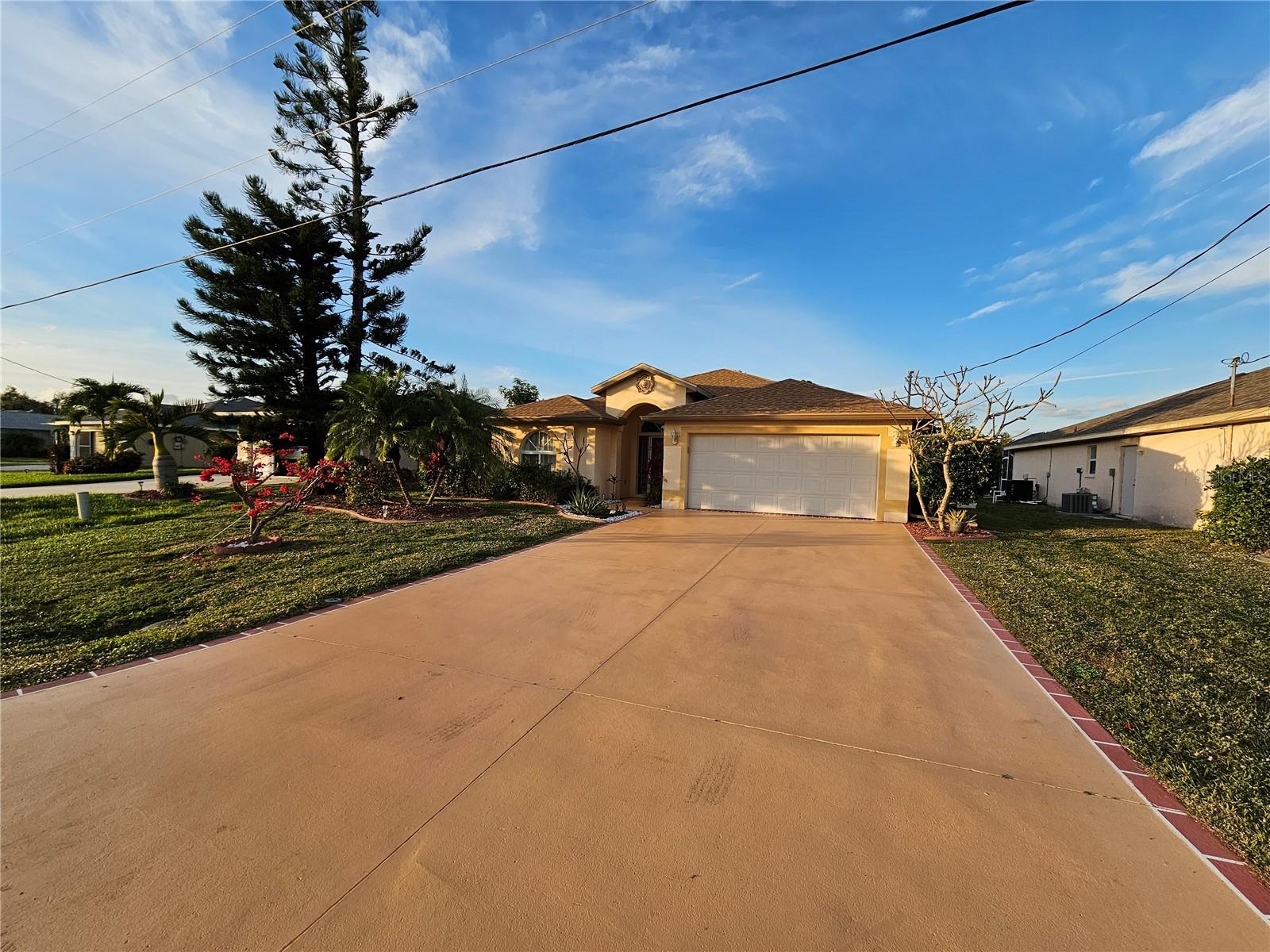Image 2 of 36 For 114 Albatross Road
