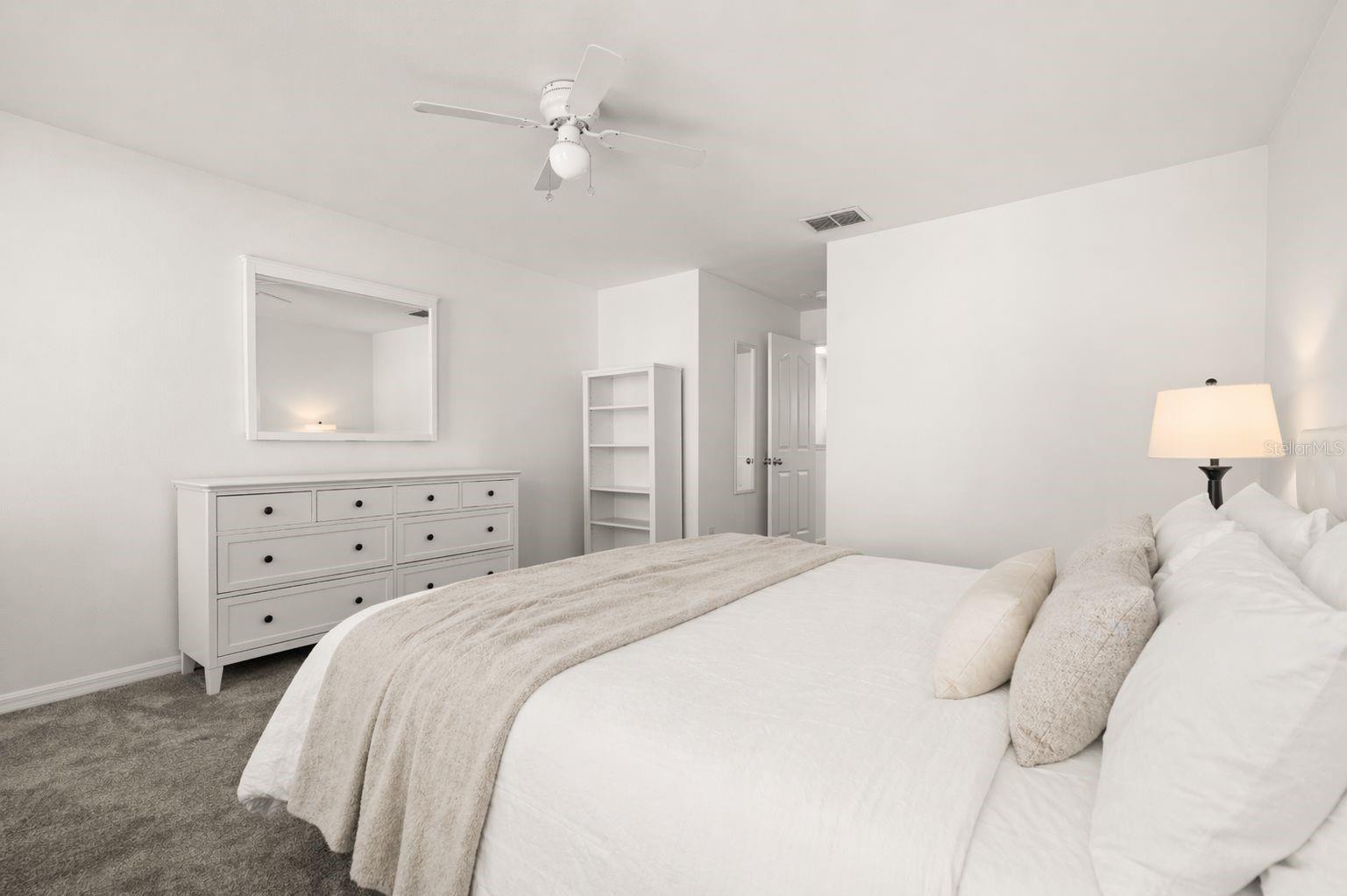 Image 18 of 35 For 755 Siena Palm Drive 755