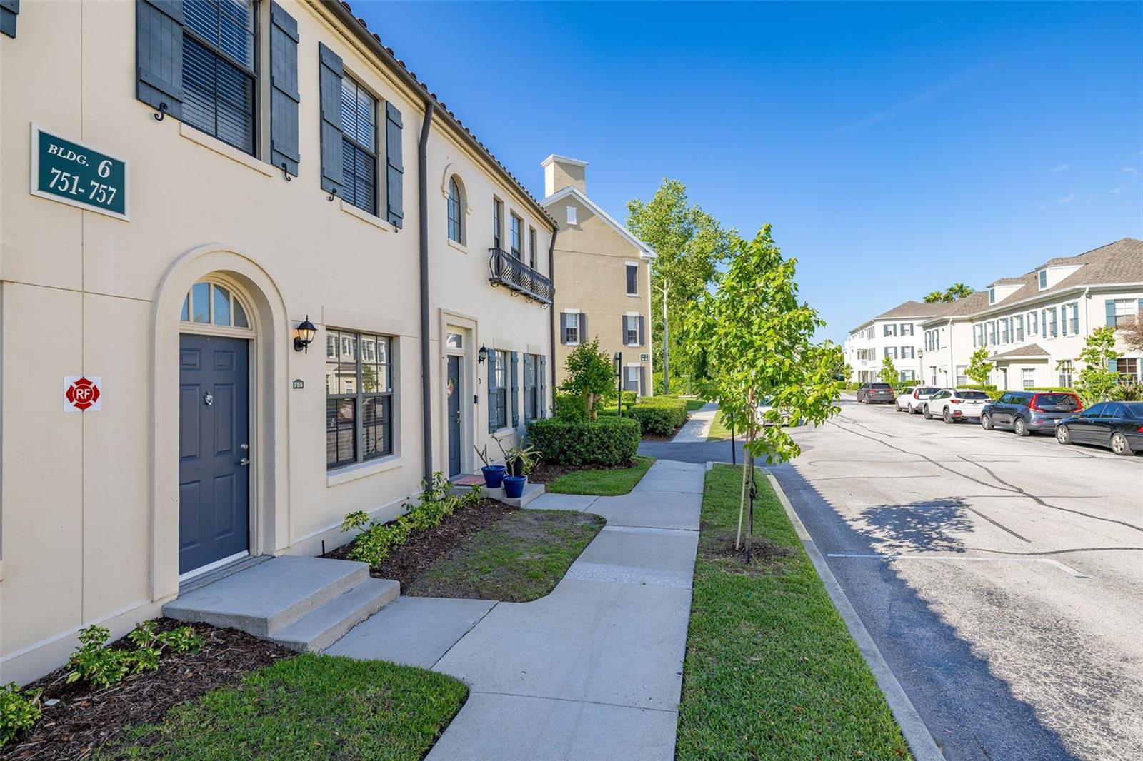 Image 23 of 35 For 755 Siena Palm Drive 755