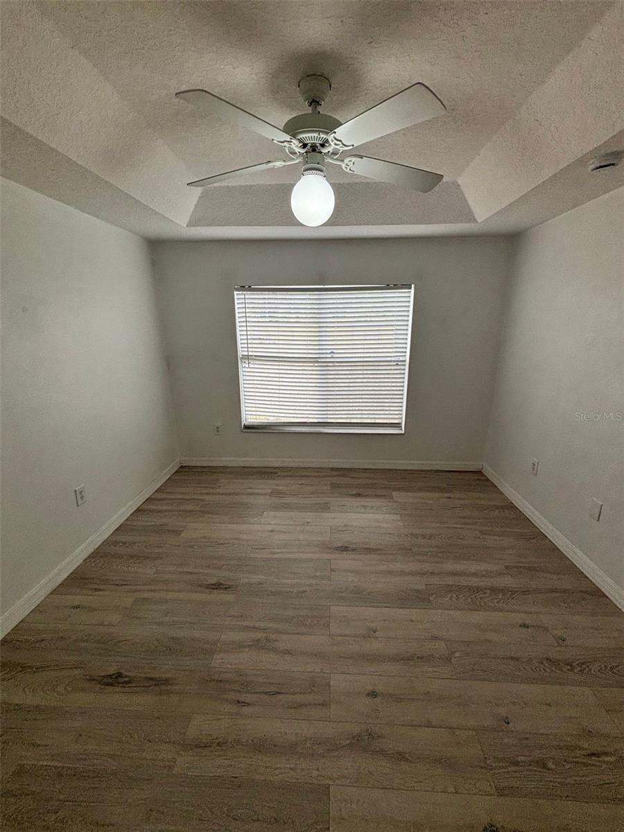 Image 13 of 26 For 205 Golf Aire Boulevard