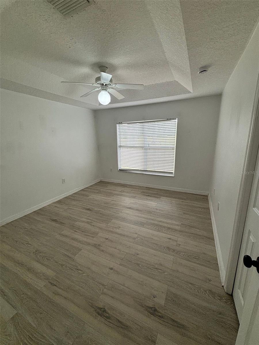 Image 14 of 26 For 205 Golf Aire Boulevard