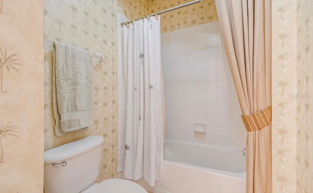 Image 21 of 25 For 3190 Dante Drive 109