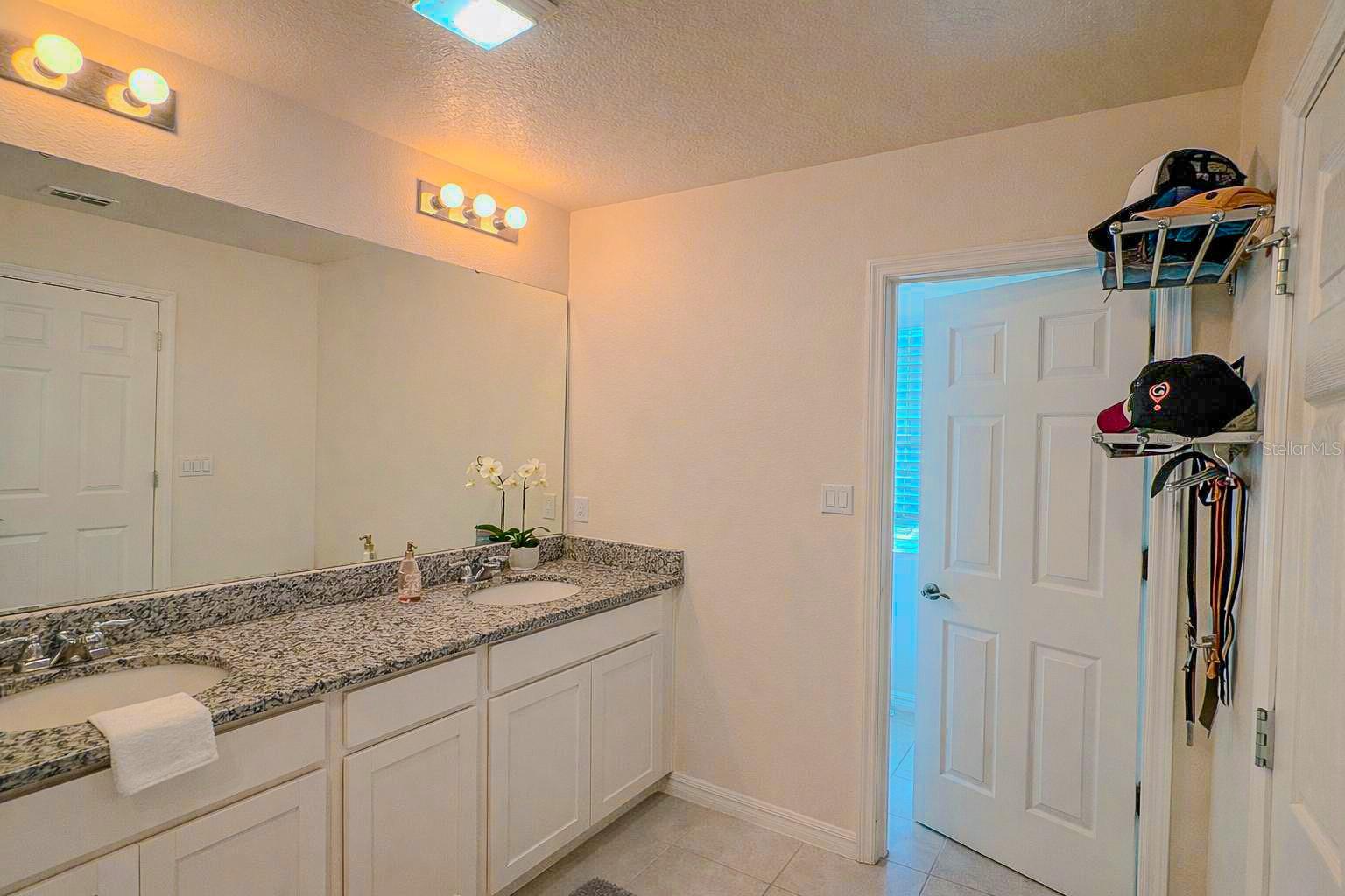 Image 19 of 24 For 1776 Fulfillment Drive