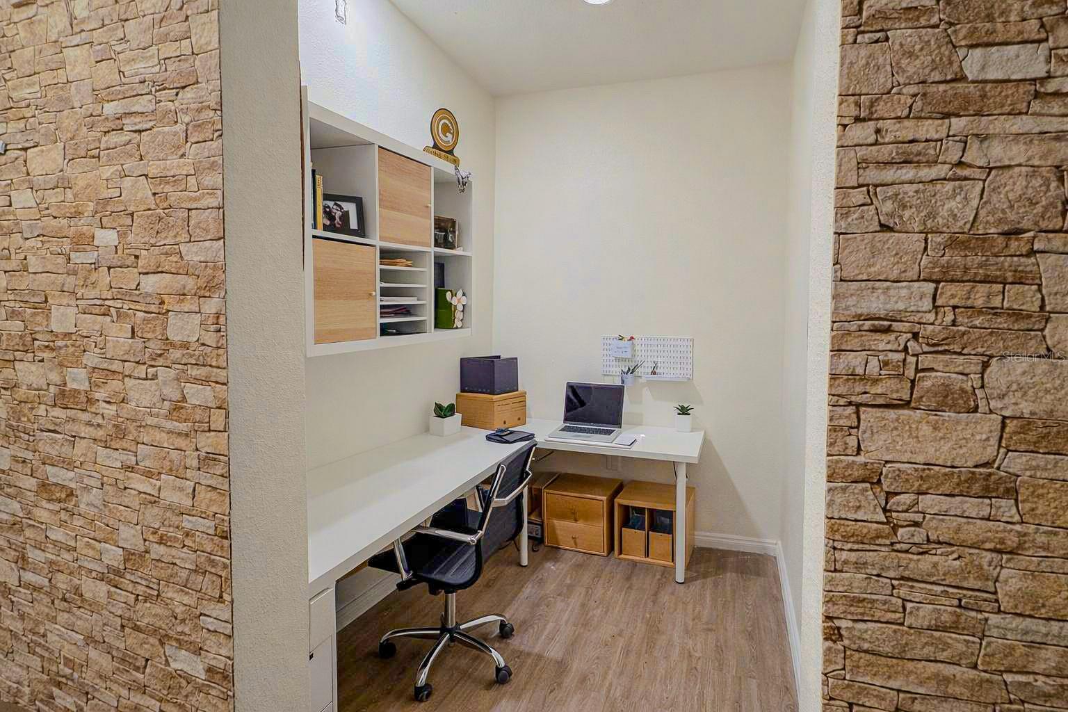 Image 22 of 24 For 1776 Fulfillment Drive