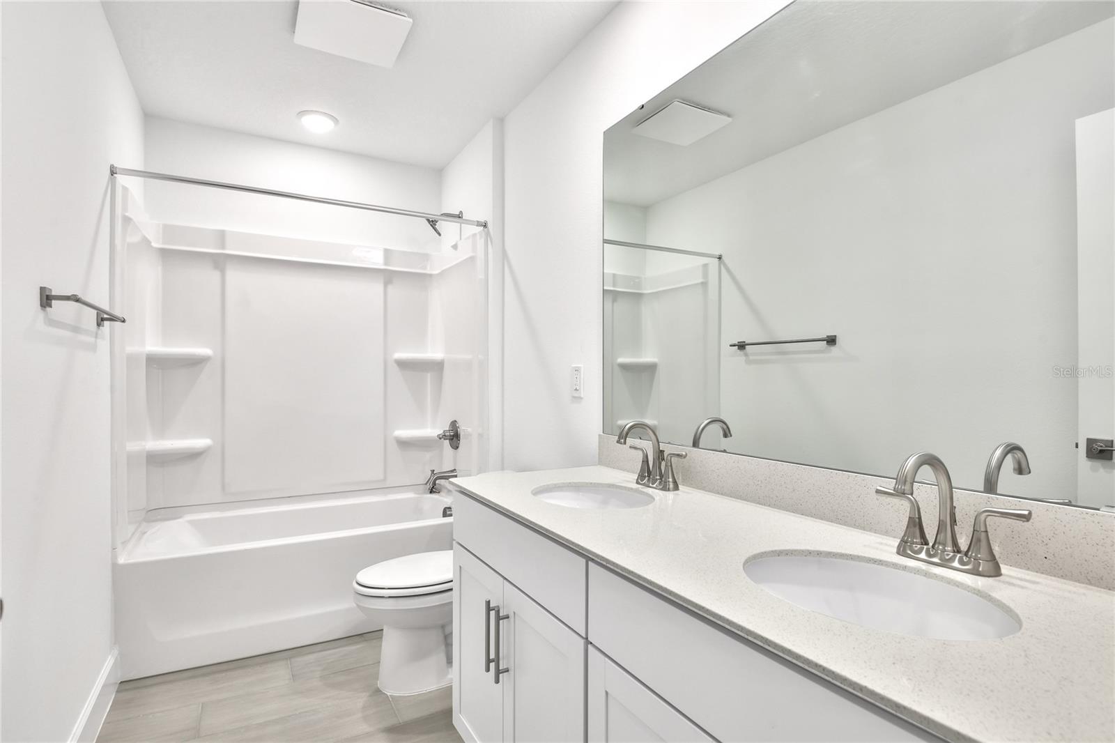 Image 17 of 20 For 143 Waterstone Loop