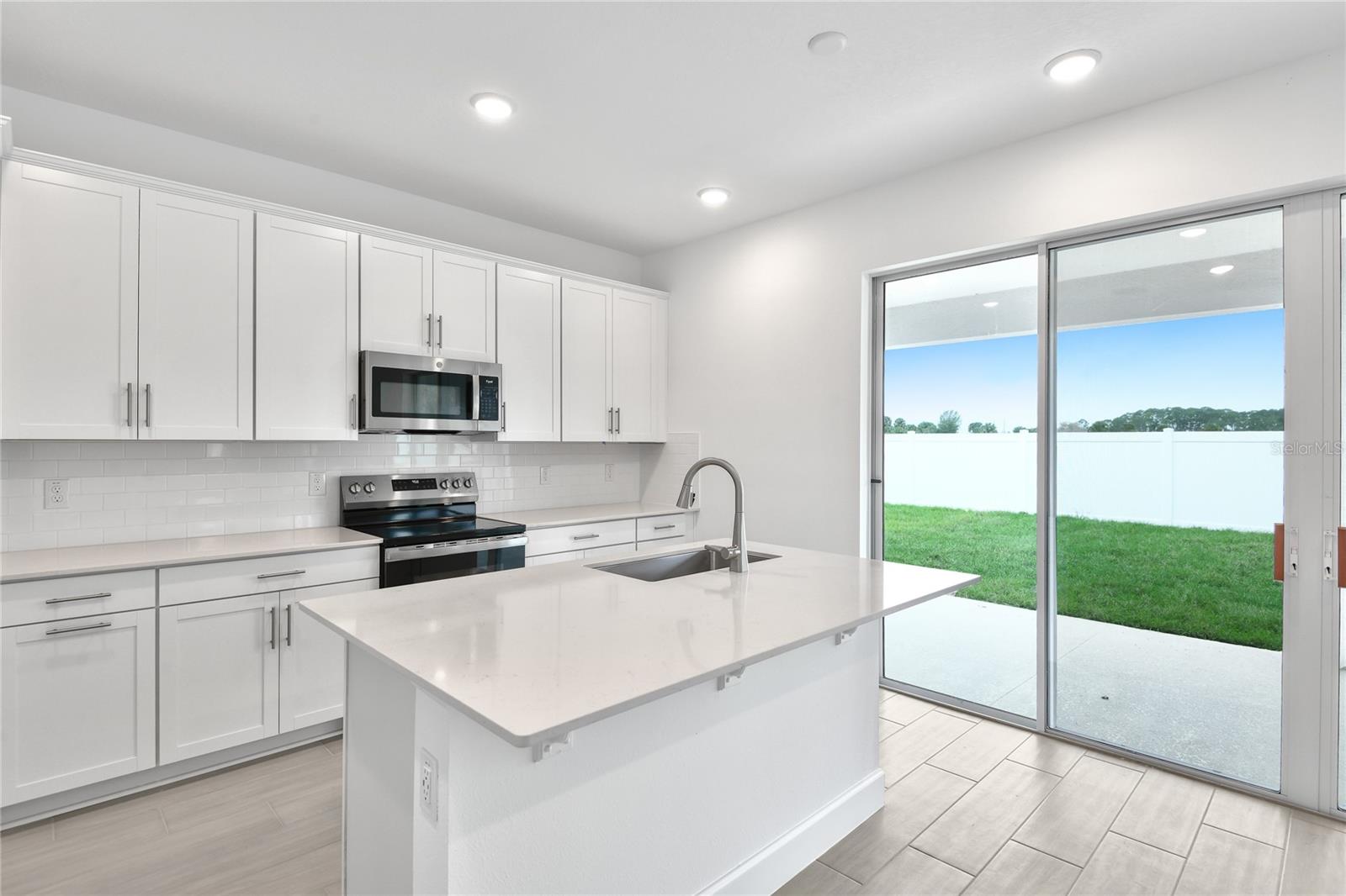 Image 6 of 20 For 143 Waterstone Loop