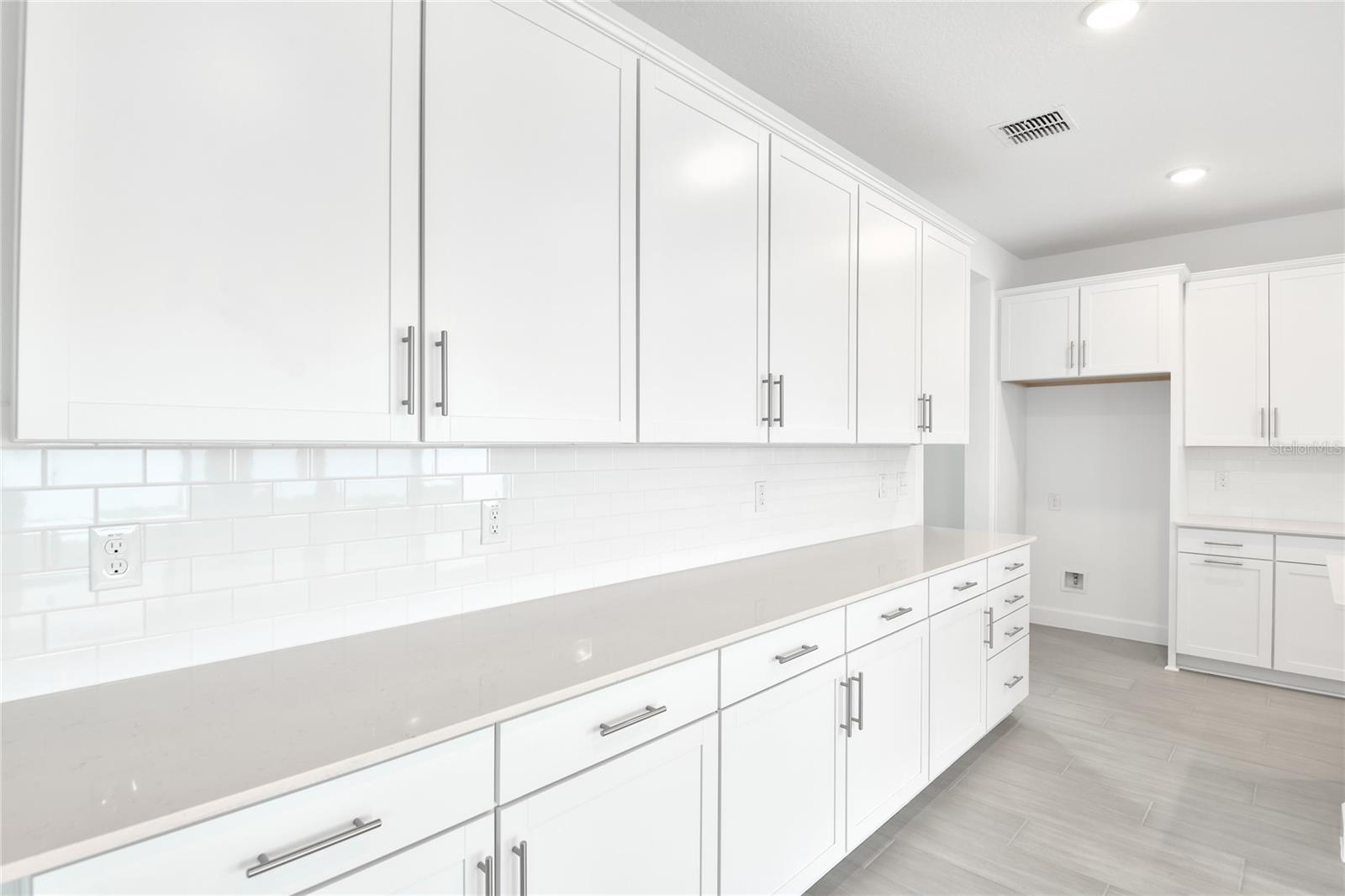 Image 7 of 20 For 143 Waterstone Loop