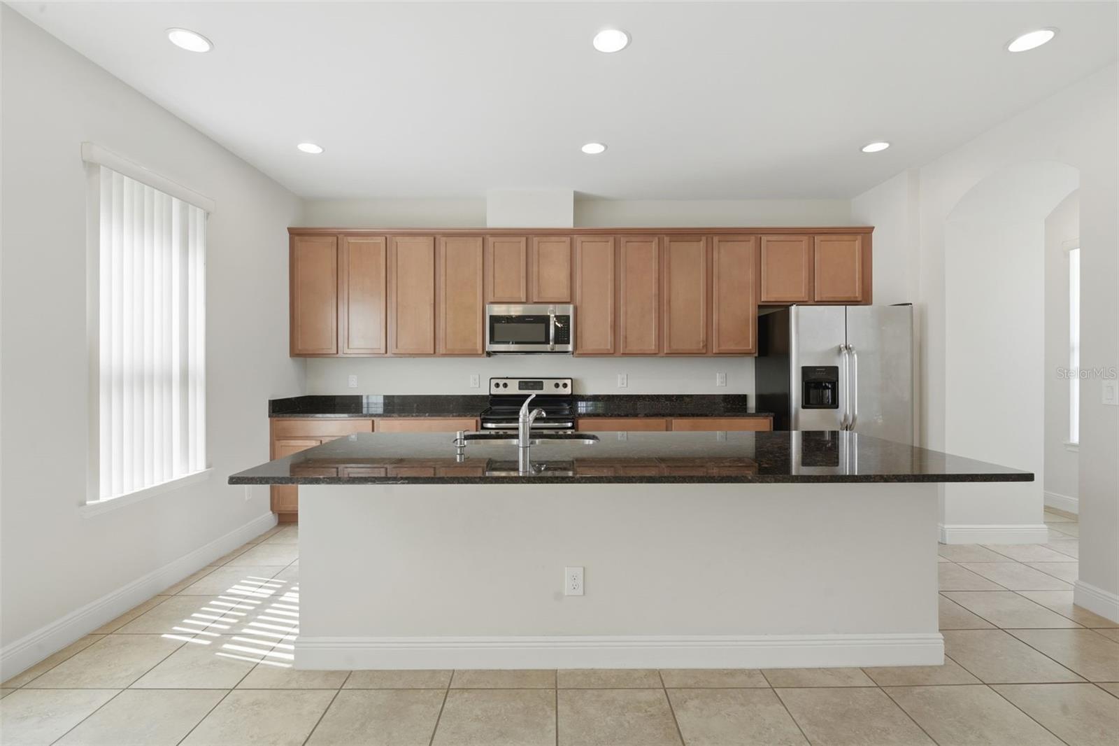 Image 22 of 47 For 11486 Misty Oak Alley