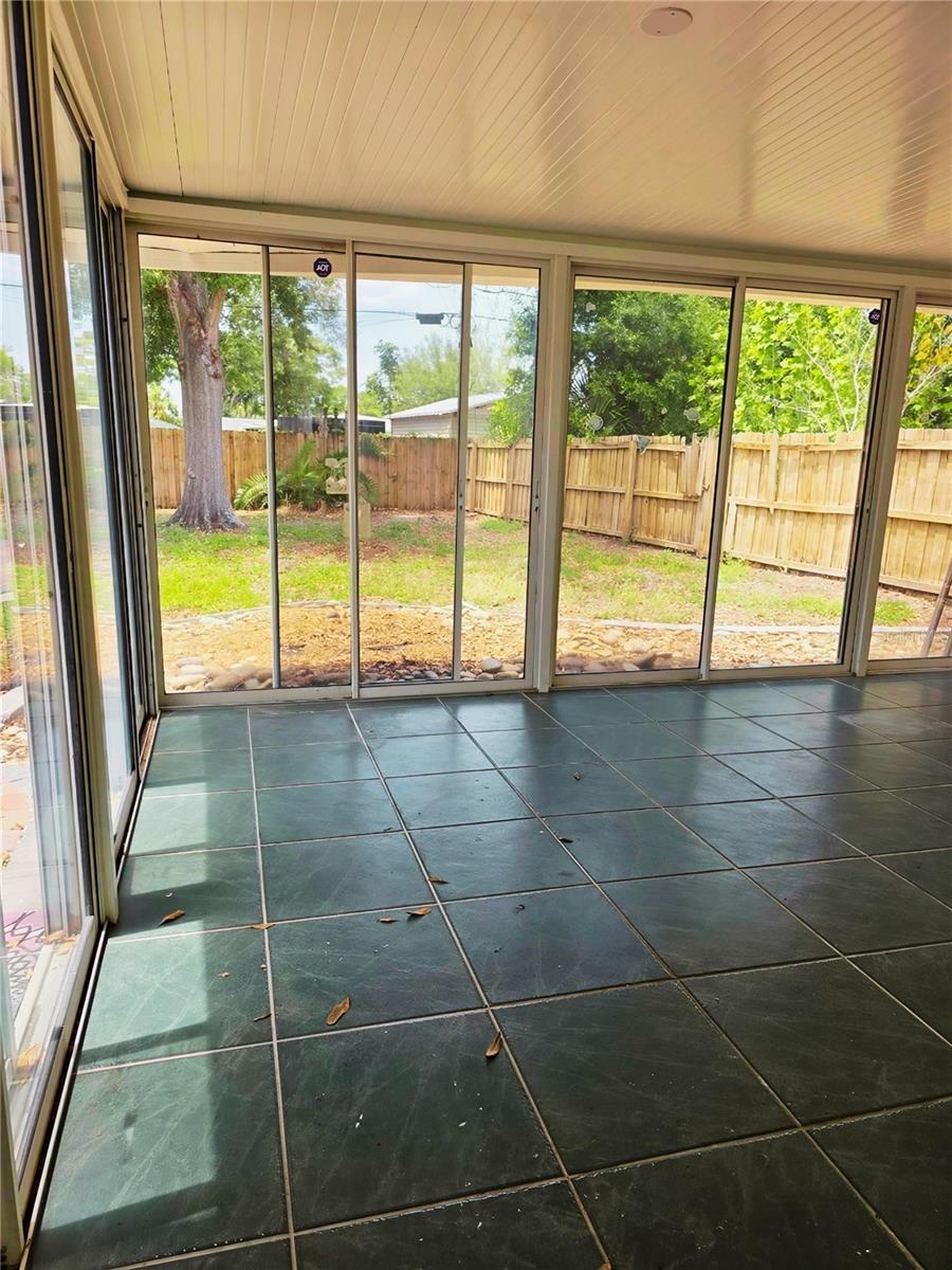 Image 17 of 55 For 5210 Dr Martin Luther King Jr St N Street