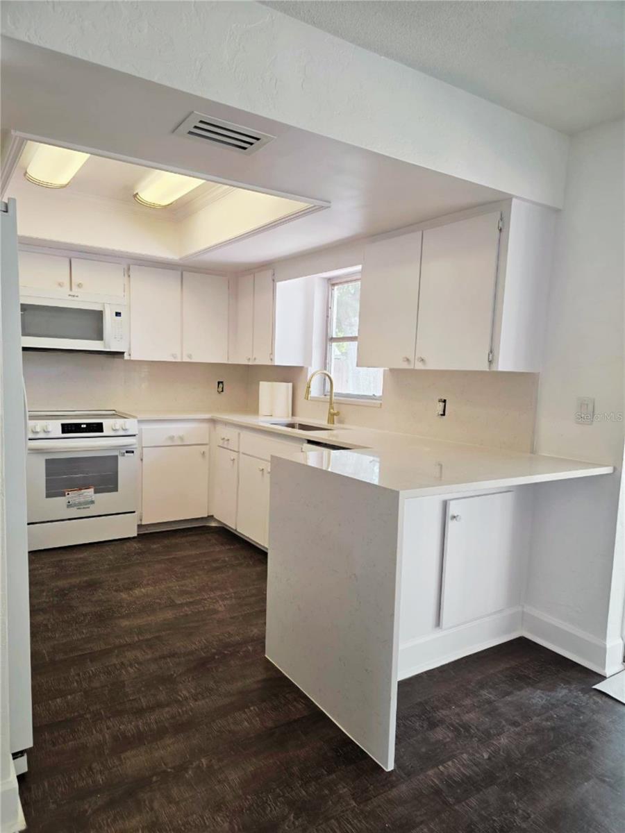 Image 3 of 55 For 5210 Dr Martin Luther King Jr St N Street