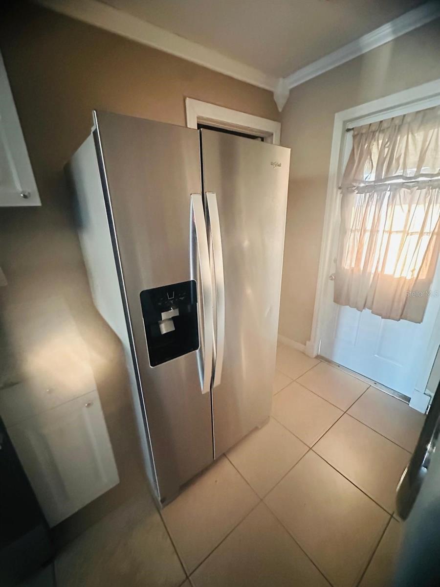 Image 7 of 10 For 502 Winter Terrace 121