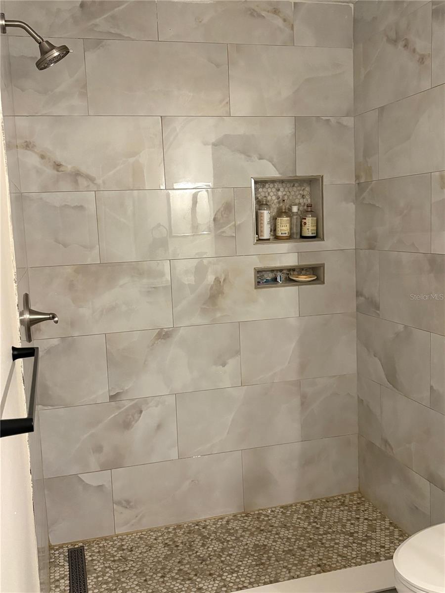 Image 19 of 21 For 5961 Westgate Drive 2024