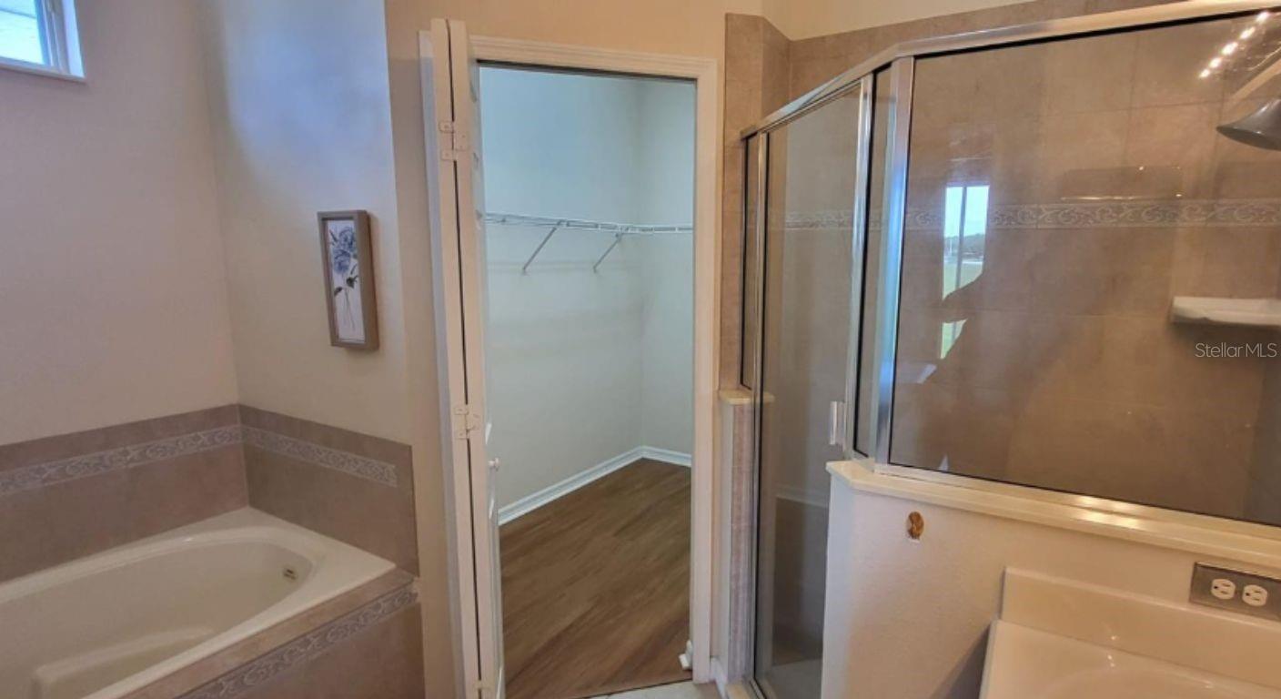 Image 15 of 26 For 2276 Mountleigh Trail