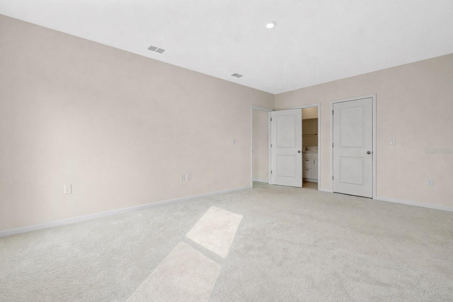 Image 14 of 22 For 1125 Catskill Drive