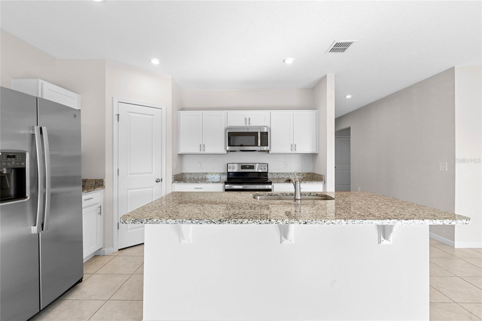 Image 4 of 22 For 1125 Catskill Drive