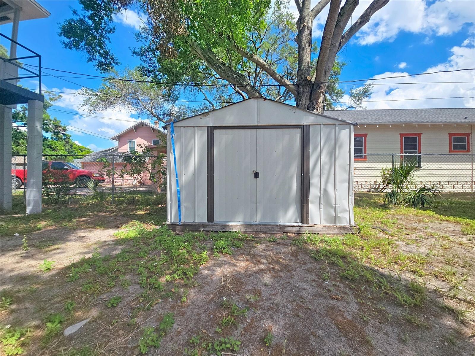 Image 36 of 38 For 1035 15th Avenue S