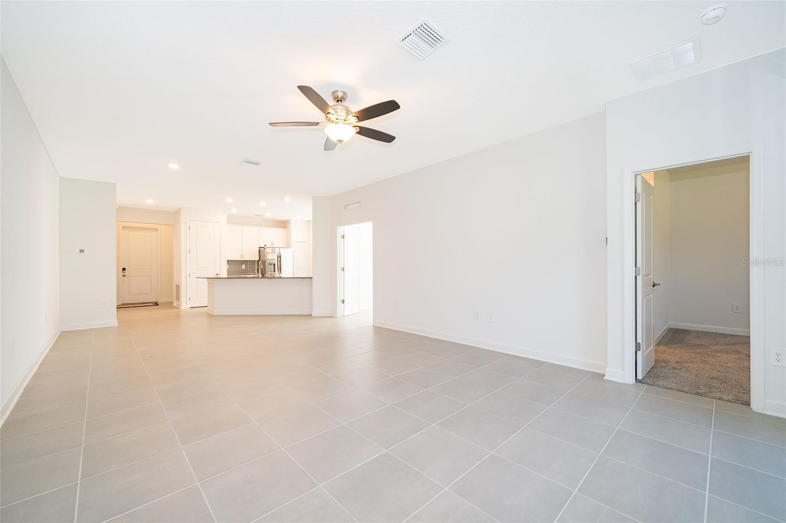 Image 15 of 41 For 4732 Waltham Forest Drive