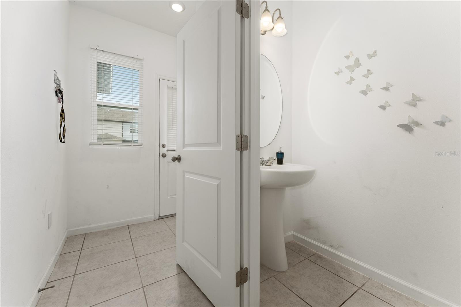 Image 4 of 20 For 381 Grand Pine Lane