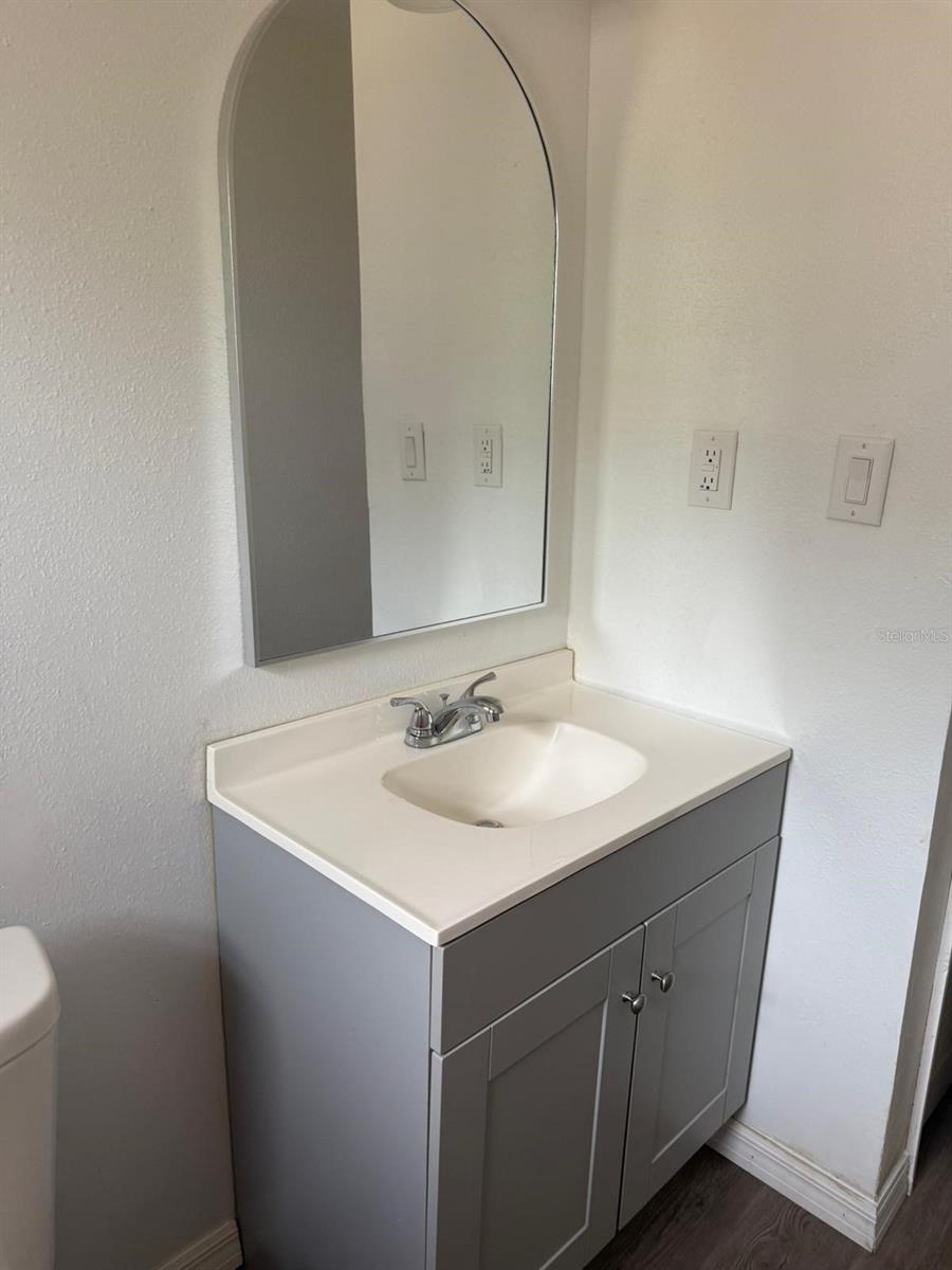 Image 13 of 15 For 500 Las Palmas Circle 675