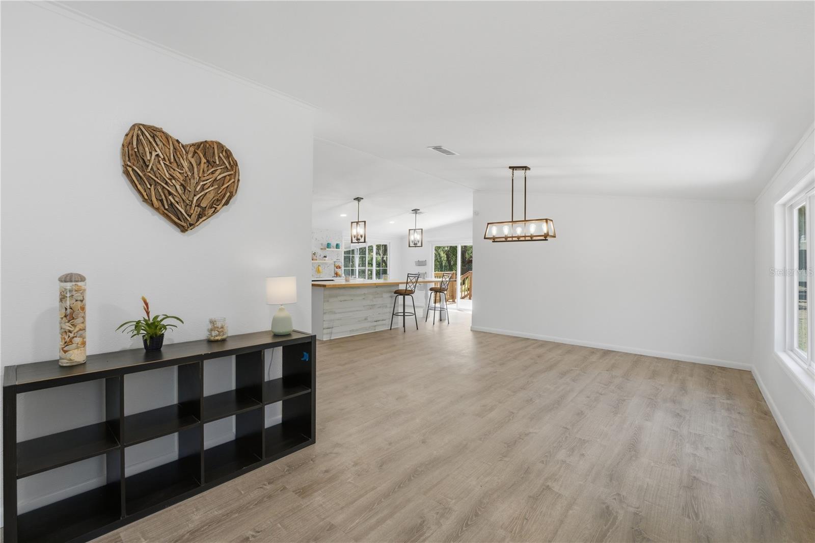 Image 14 of 78 For 3105 Walk In Water Road