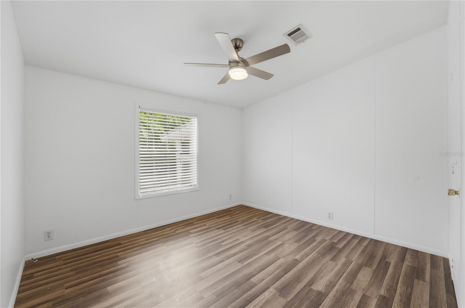 Image 29 of 78 For 3105 Walk In Water Road