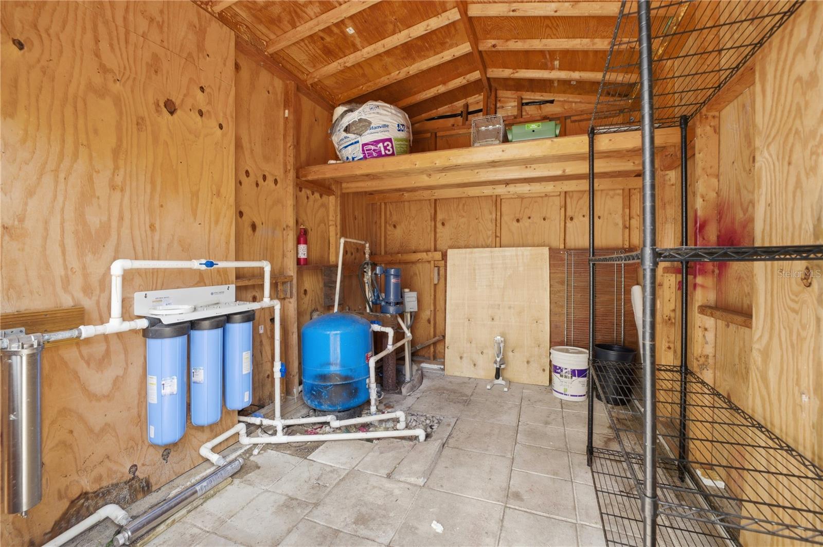 Image 42 of 78 For 3105 Walk In Water Road