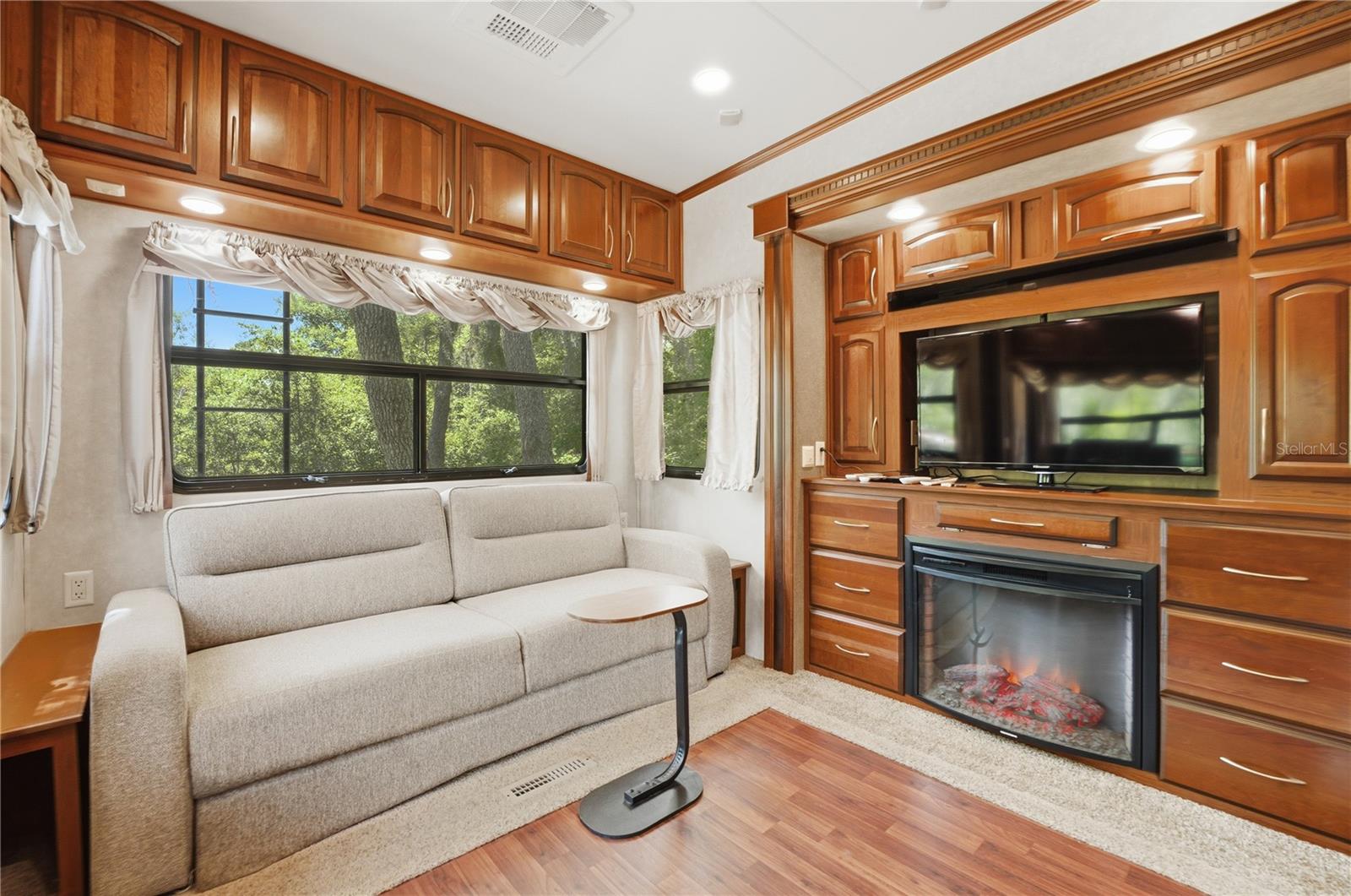 Image 73 of 78 For 3105 Walk In Water Road