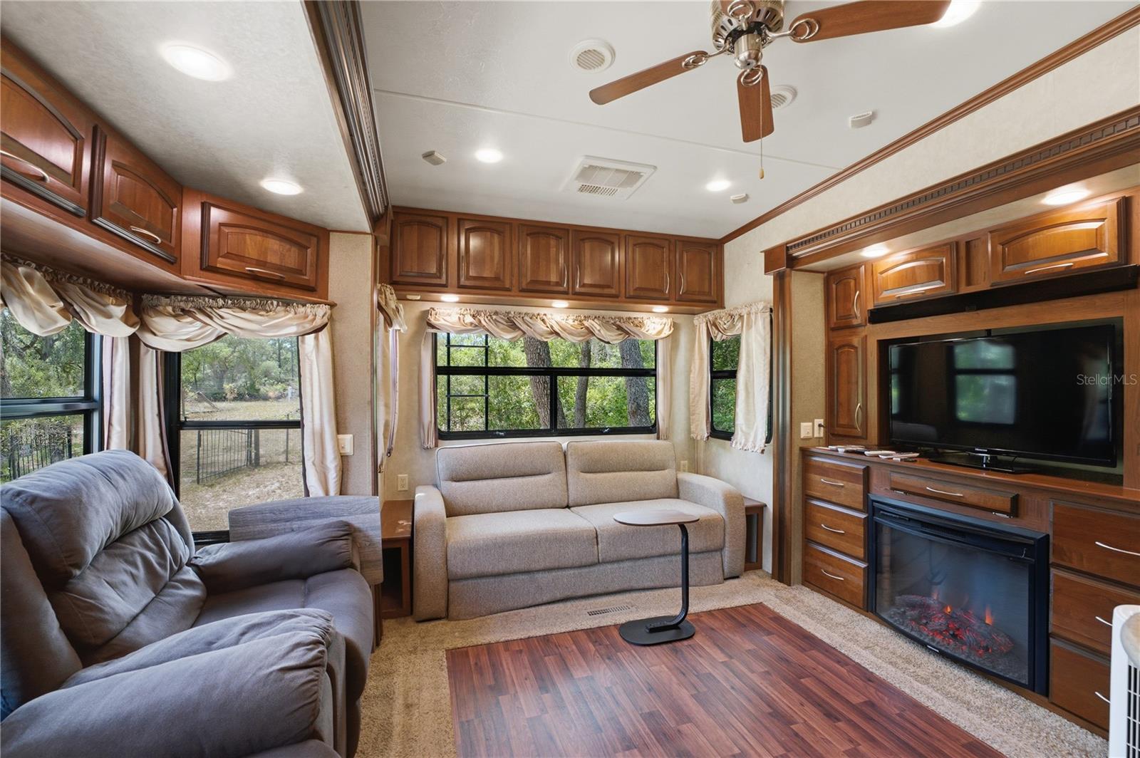 Image 74 of 78 For 3105 Walk In Water Road