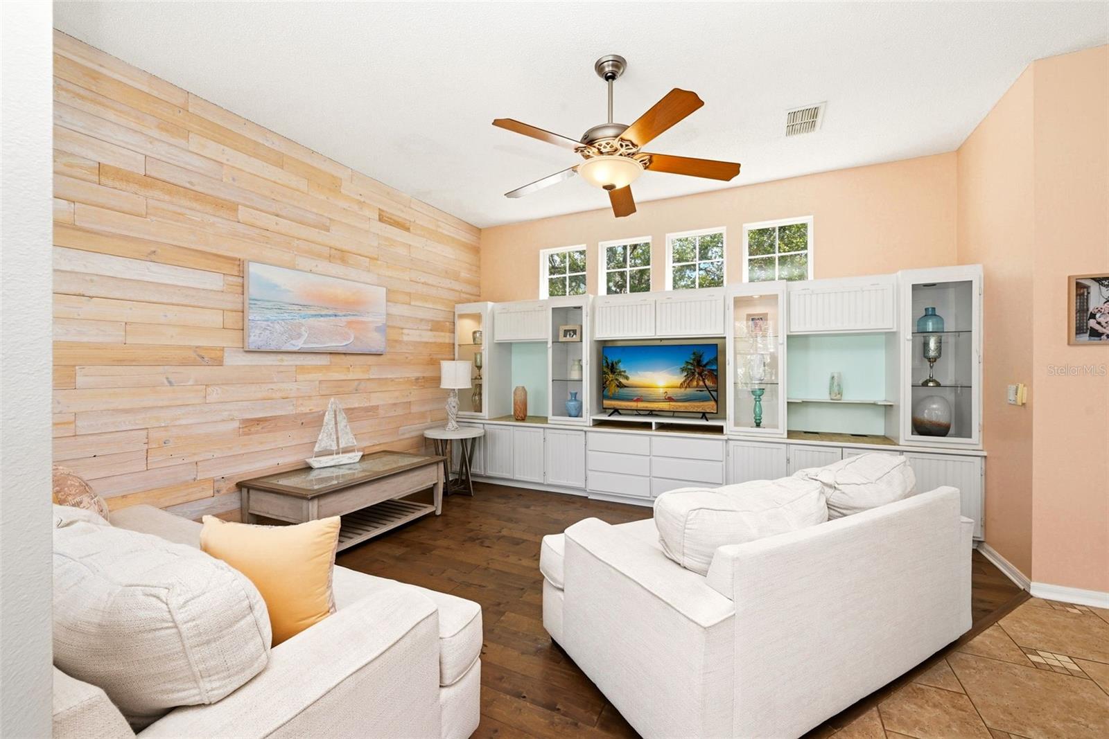 Image 11 of 51 For 103 Grinnell Place