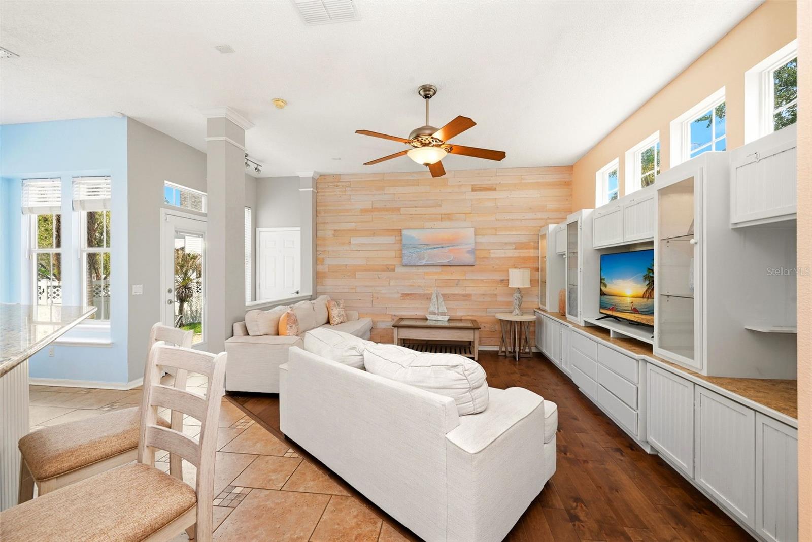 Image 12 of 51 For 103 Grinnell Place