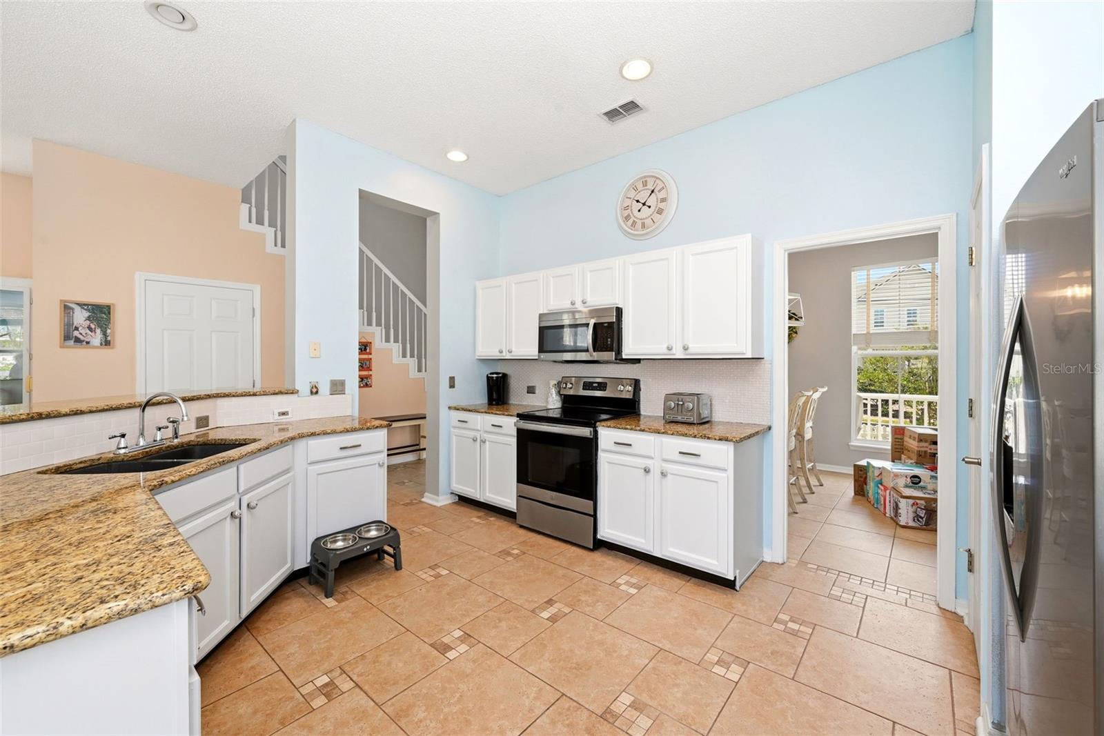 Image 14 of 51 For 103 Grinnell Place