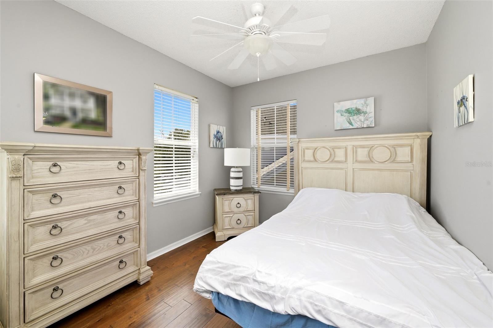 Image 29 of 51 For 103 Grinnell Place