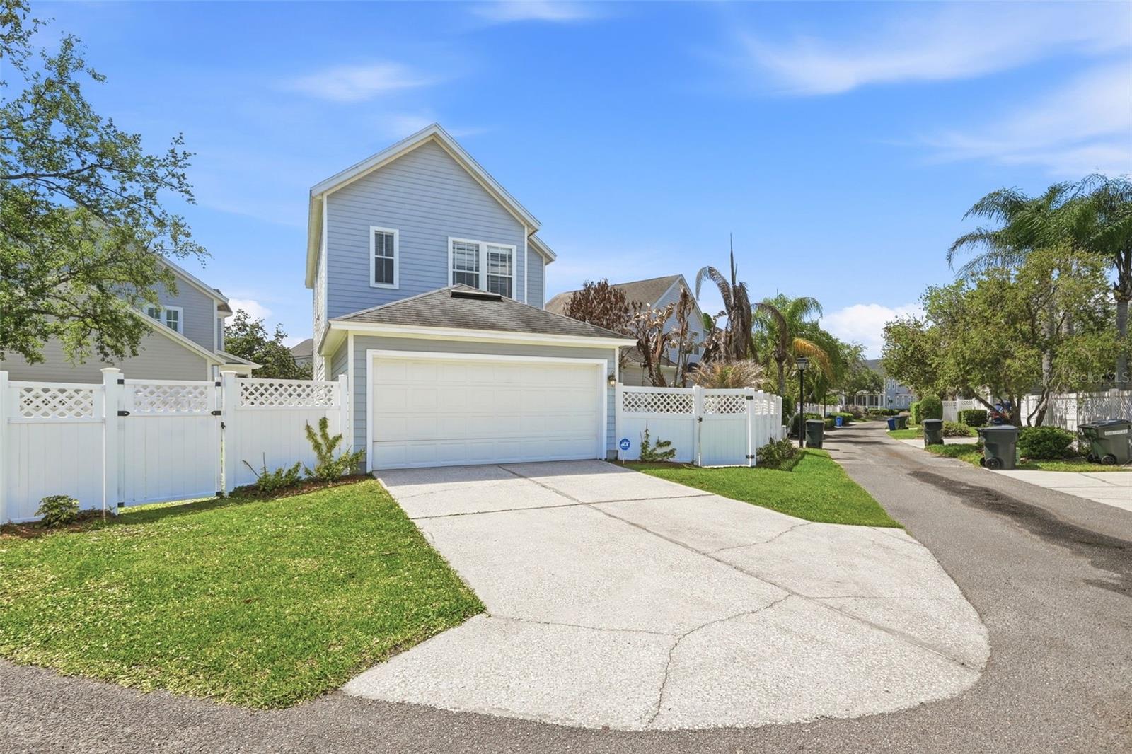 Image 42 of 51 For 103 Grinnell Place