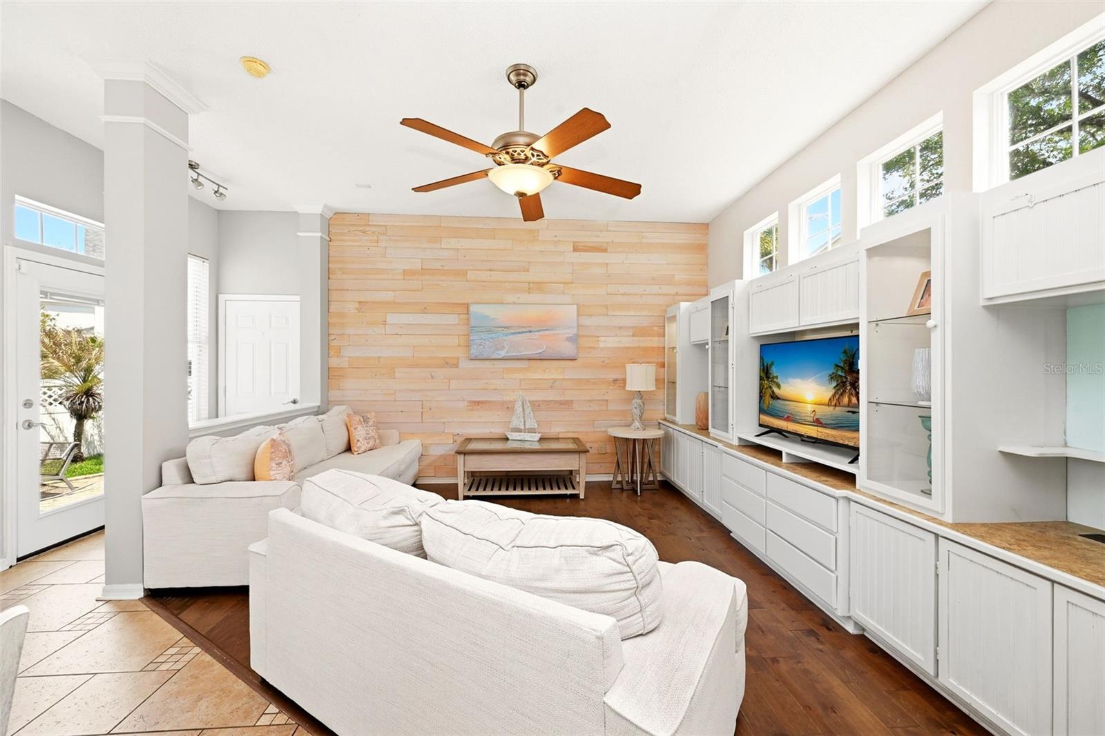 Image 8 of 51 For 103 Grinnell Place