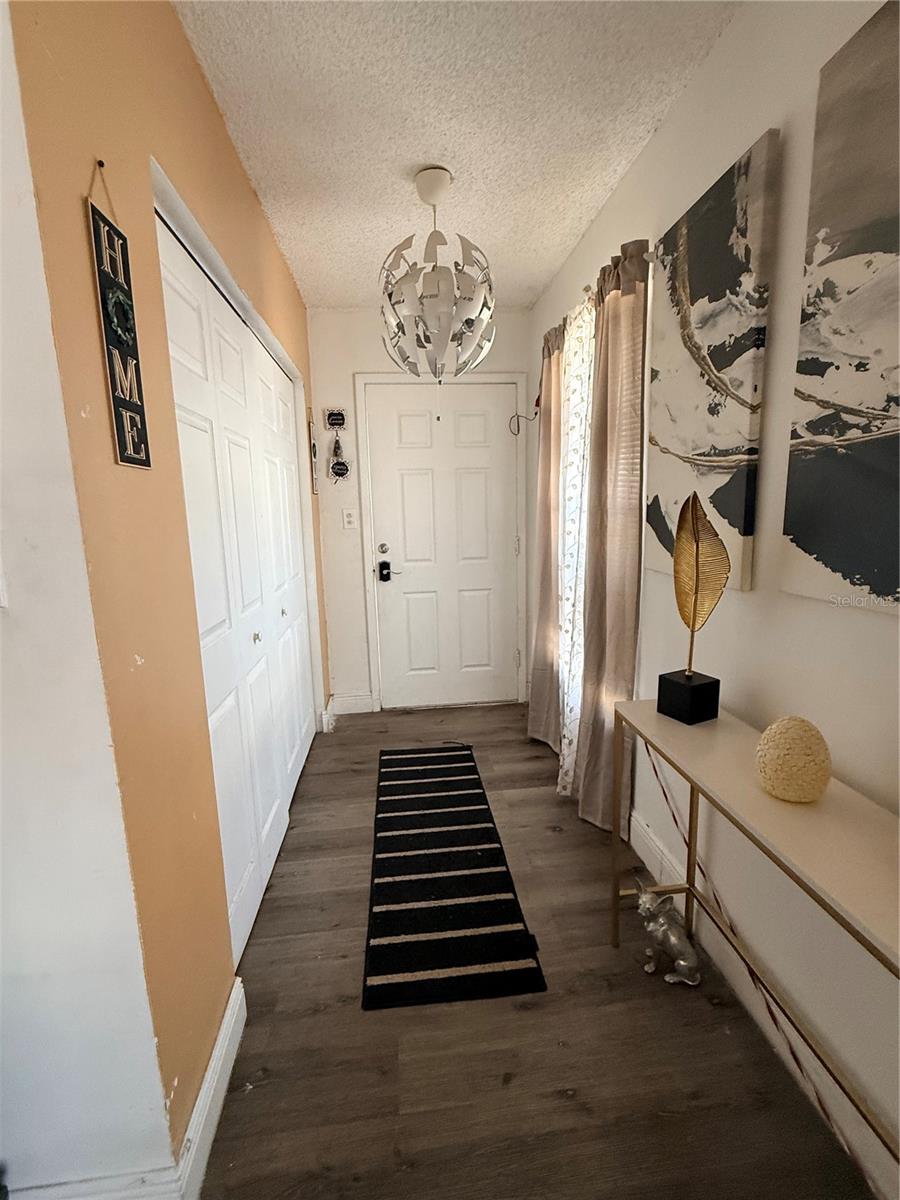 Image 4 of 9 For 1805 Michigan Avenue D