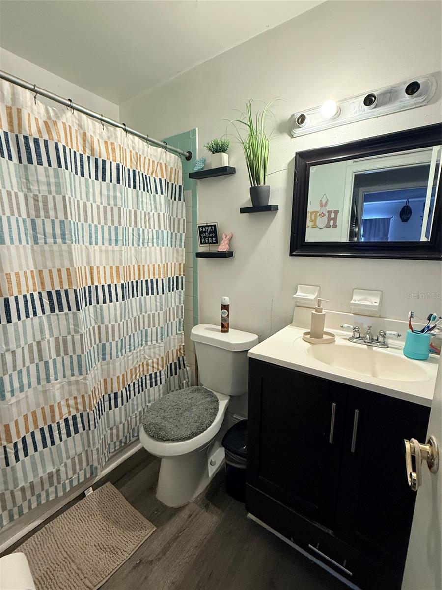 Image 8 of 9 For 1805 Michigan Avenue D