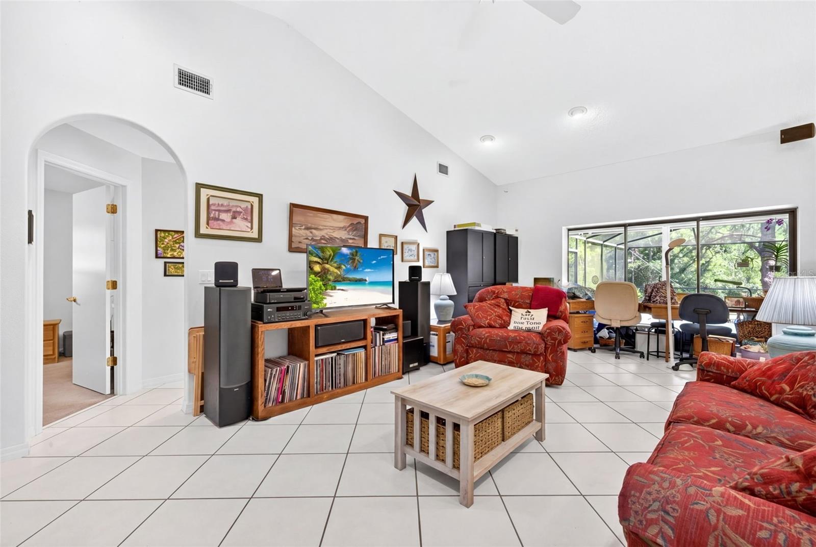 Image 7 of 36 For 5035 Barrowe Drive