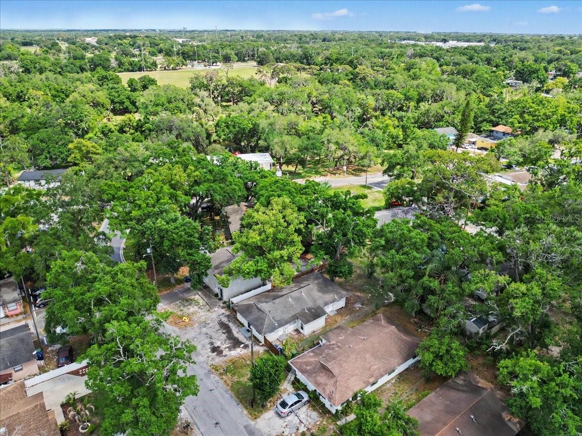 Listing photo id 20 for 1723 Idell Street