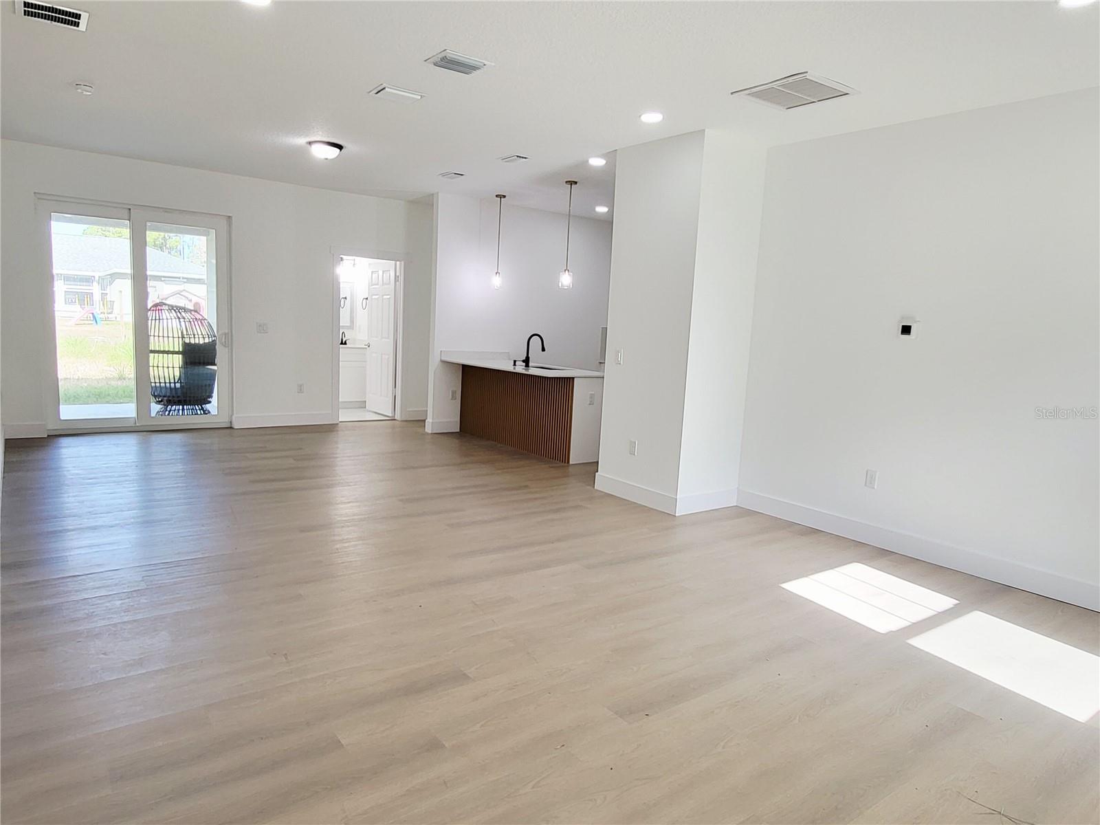 Image 2 of 19 For 1751 Nandina Court Nw