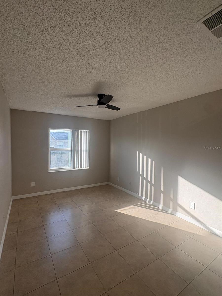 Image 5 of 10 For 9909 Sweepstakes Lane 7
