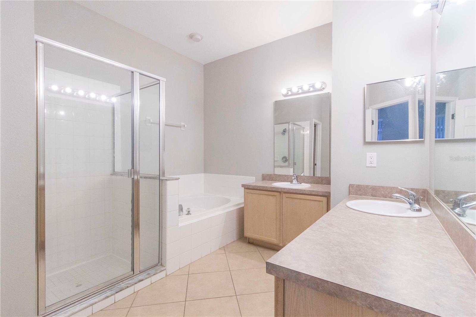 Image 27 of 46 For 2375 Topaz Trail