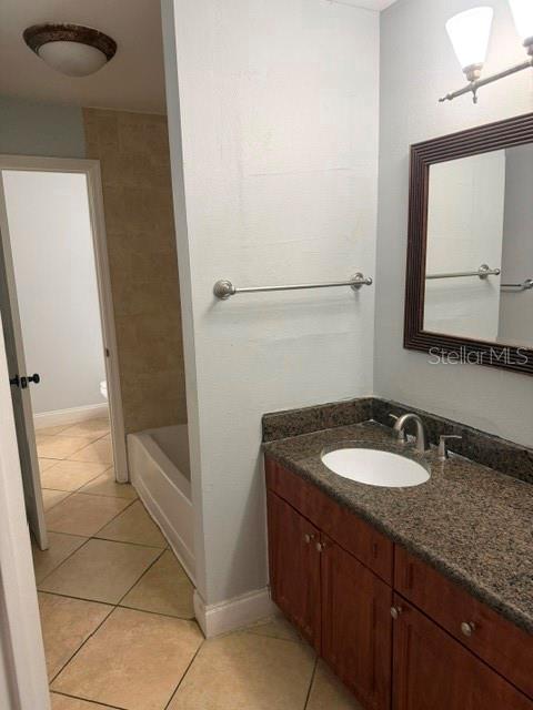 Image 3 of 9 For 409 Fountainhead Circle 238