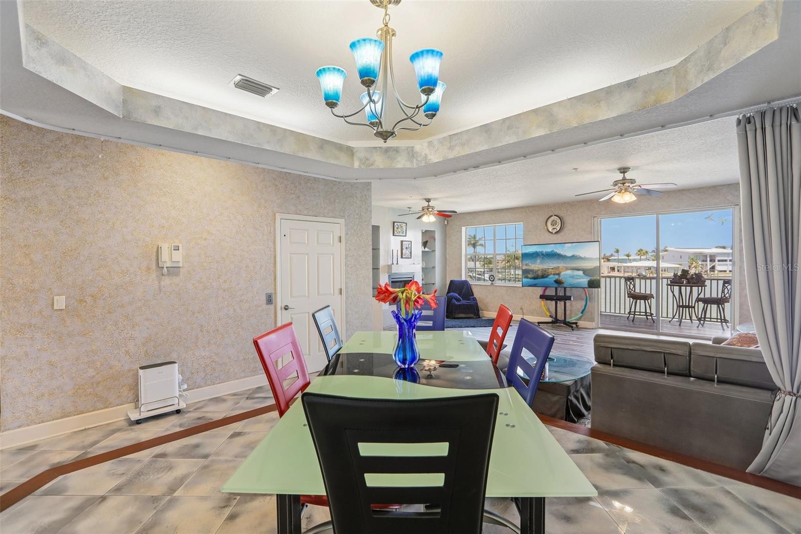 Image 11 of 47 For 113 Yacht Club Circle