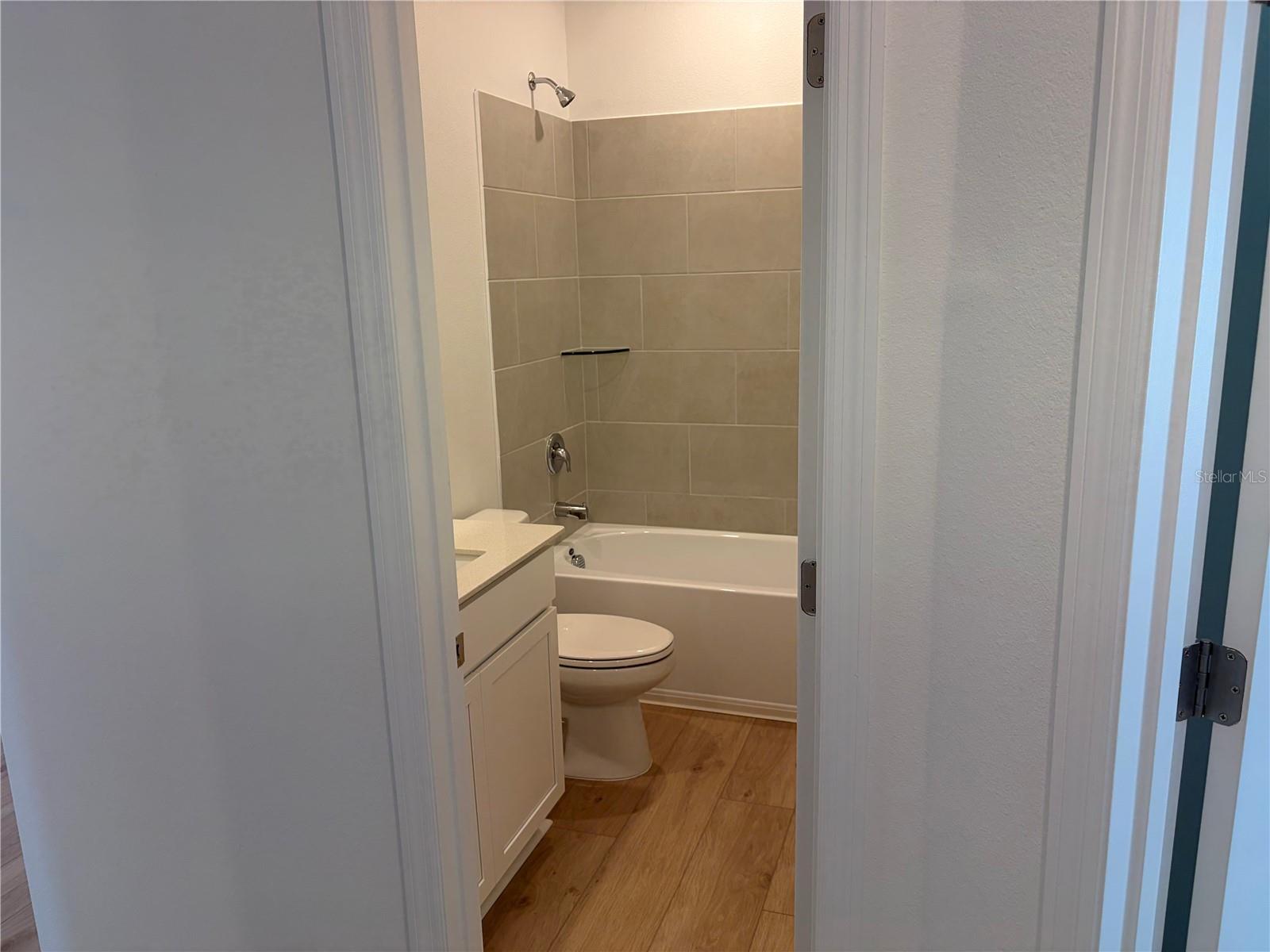 Image 16 of 41 For 4377 Vibernum Avenue