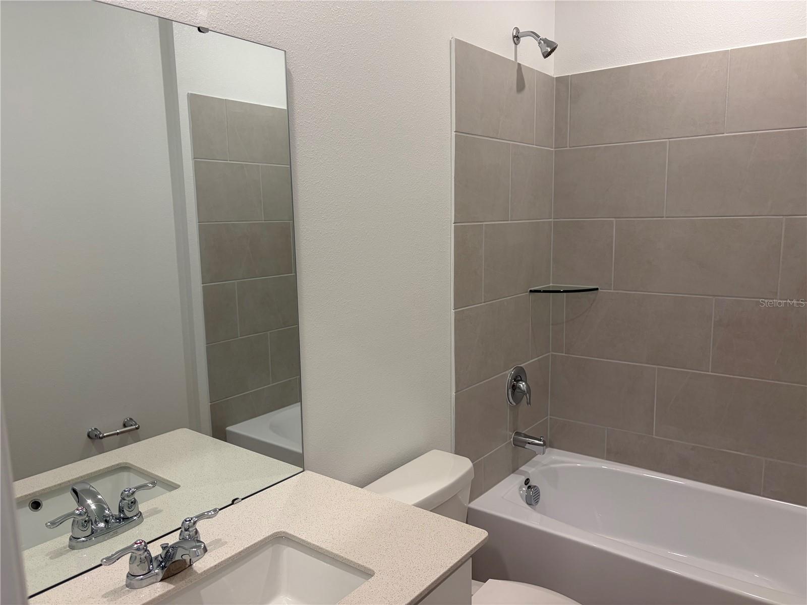 Image 18 of 41 For 4377 Vibernum Avenue