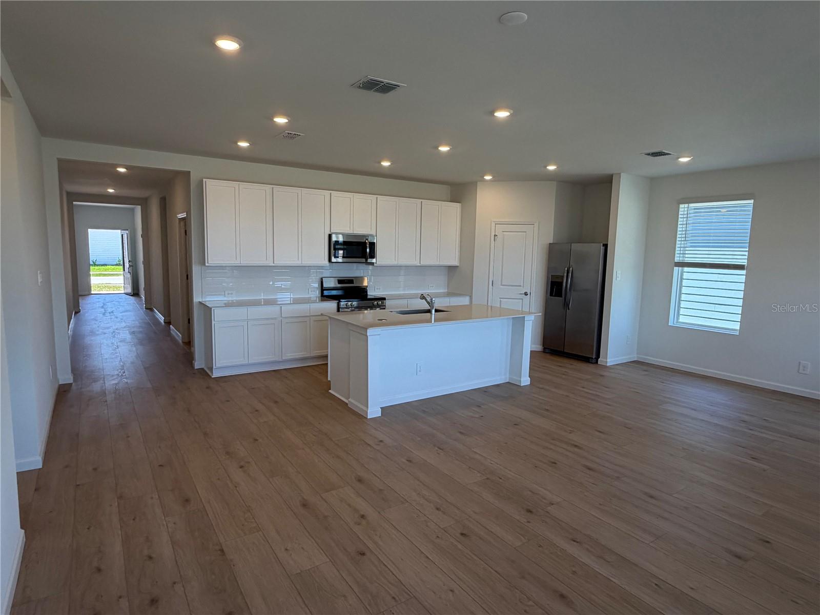 Image 23 of 41 For 4377 Vibernum Avenue