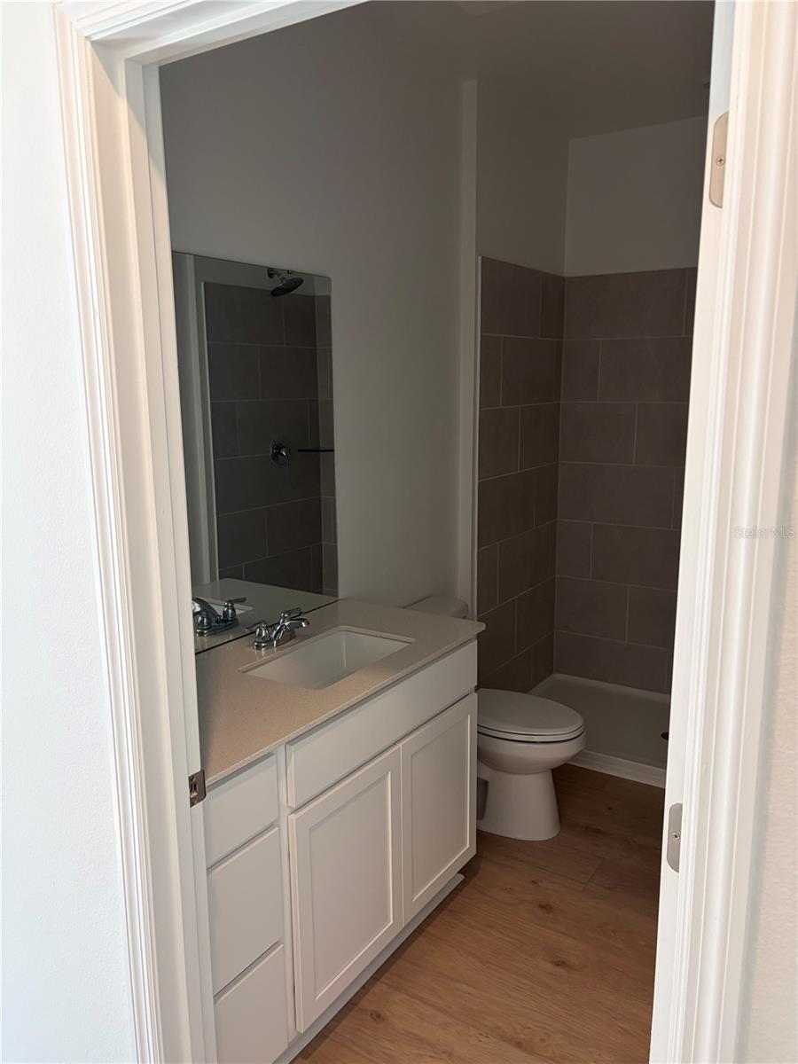 Image 26 of 41 For 4377 Vibernum Avenue