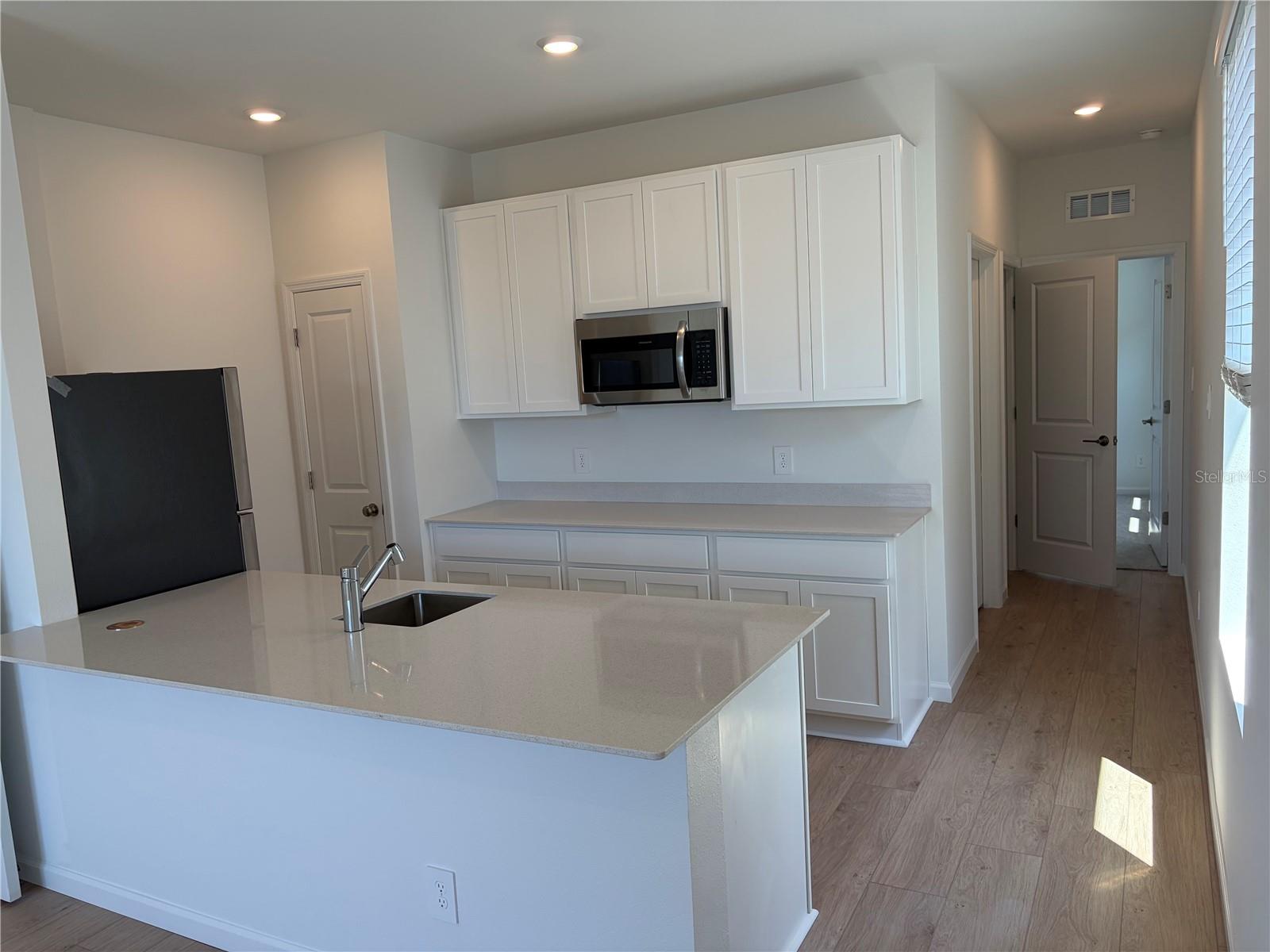 Image 4 of 41 For 4377 Vibernum Avenue