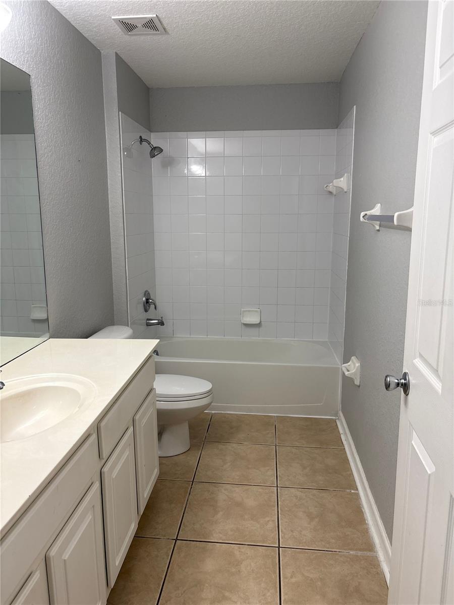 Image 19 of 19 For 2253 Meadow Oak Circle