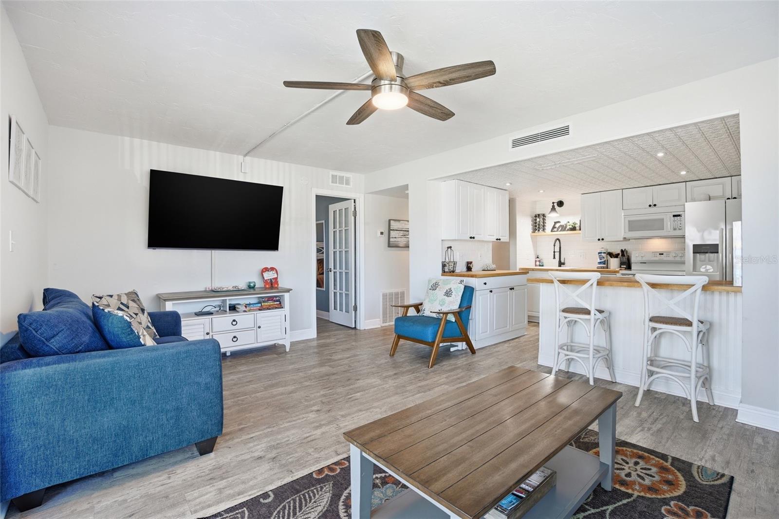 Image 9 of 25 For 1571 Atlantic Avenue 2120